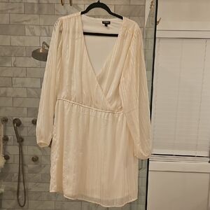 Express Cream Long Sleeve Dress